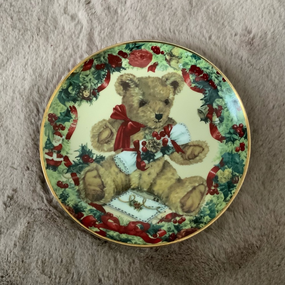 Vintage Franklin Mint Teddy’s First Christmas Bear Limited Decorative Plate